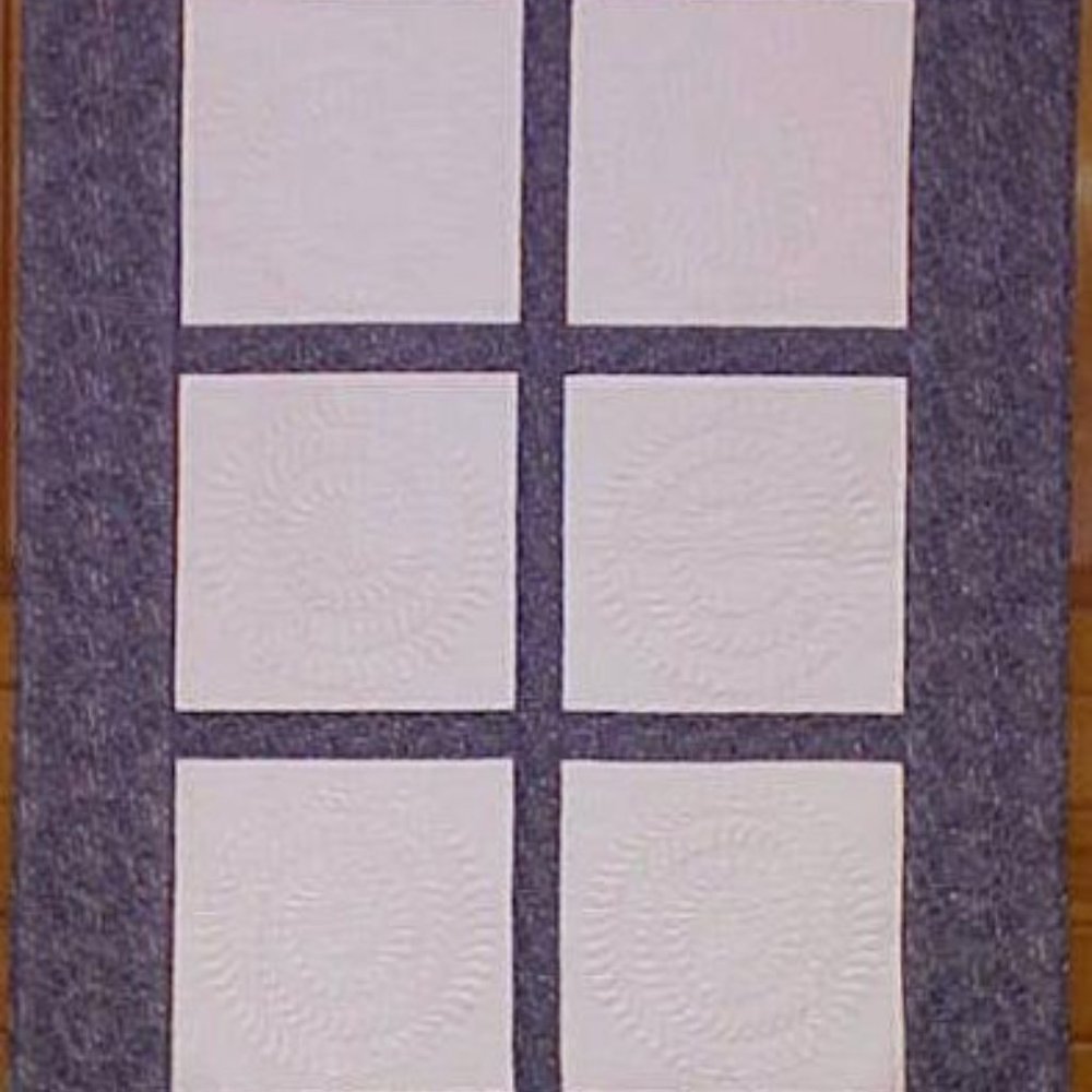 Quilt Feathered Circles White Damask Twin Quilt